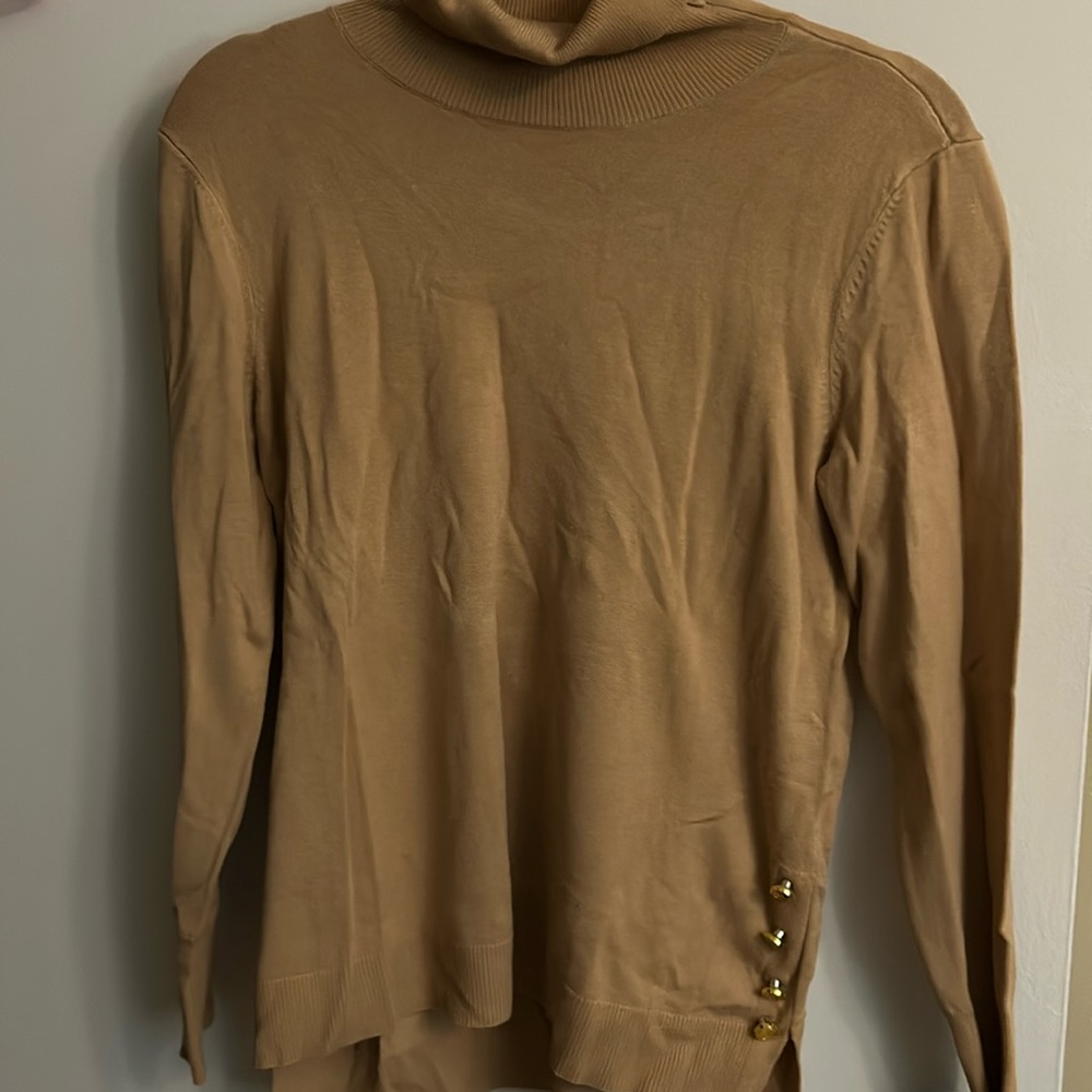 Iman long sleeve light weight knit turtleneck